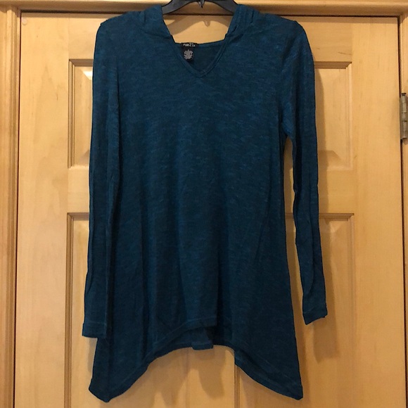 Rue 21 Long Sleeve - Picture 4 of 5